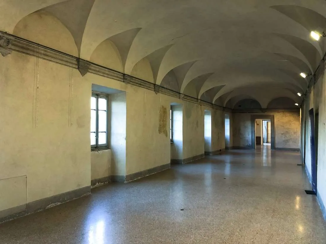 Sala-lato-cinta-muraria